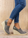 Chic Comfort: Versatile Thick-Soled Wedge Woven Slip-On Flats for Women