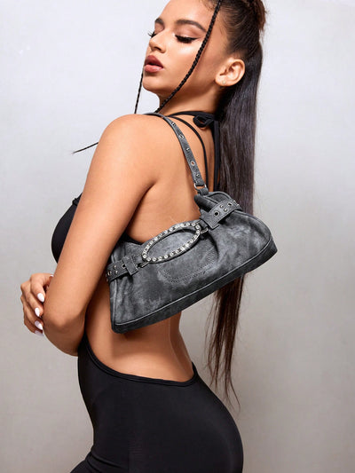 Stay Sweet, Cool, and Stylish on the Streets with this Retro Metallic Hobo Bag