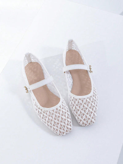 Chic Hollow-Out Mesh Slip-On Loafers for Effortless Style – Perfect for Casual, Party, and Office Wear