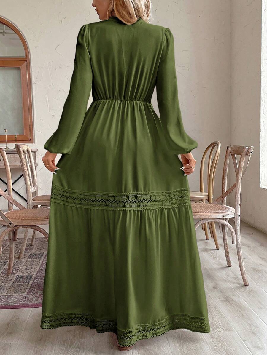 Women Western Boho Pattern V-Neck Holiday Super Long Plus Size Dress - Perfect For Autumn/Winter
