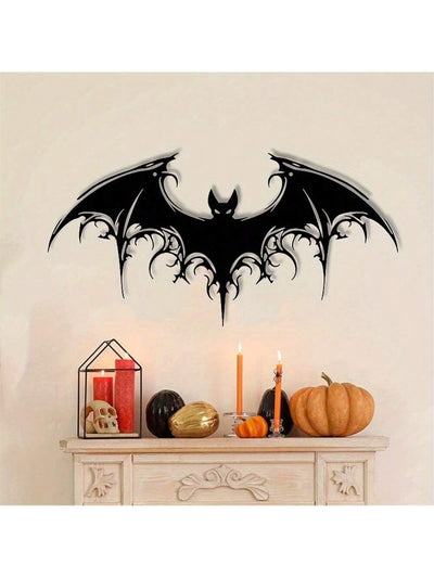 Majestic Bat Metal Wall Art - Gothic Halloween Decor for an Eerie Touch