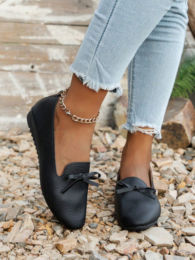 Chic Bowknot Flat Shoes: Stylish Slip-Ons for Women