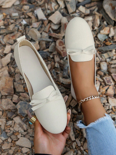 Chic Bowknot Flat Shoes: Stylish Slip-Ons for Women