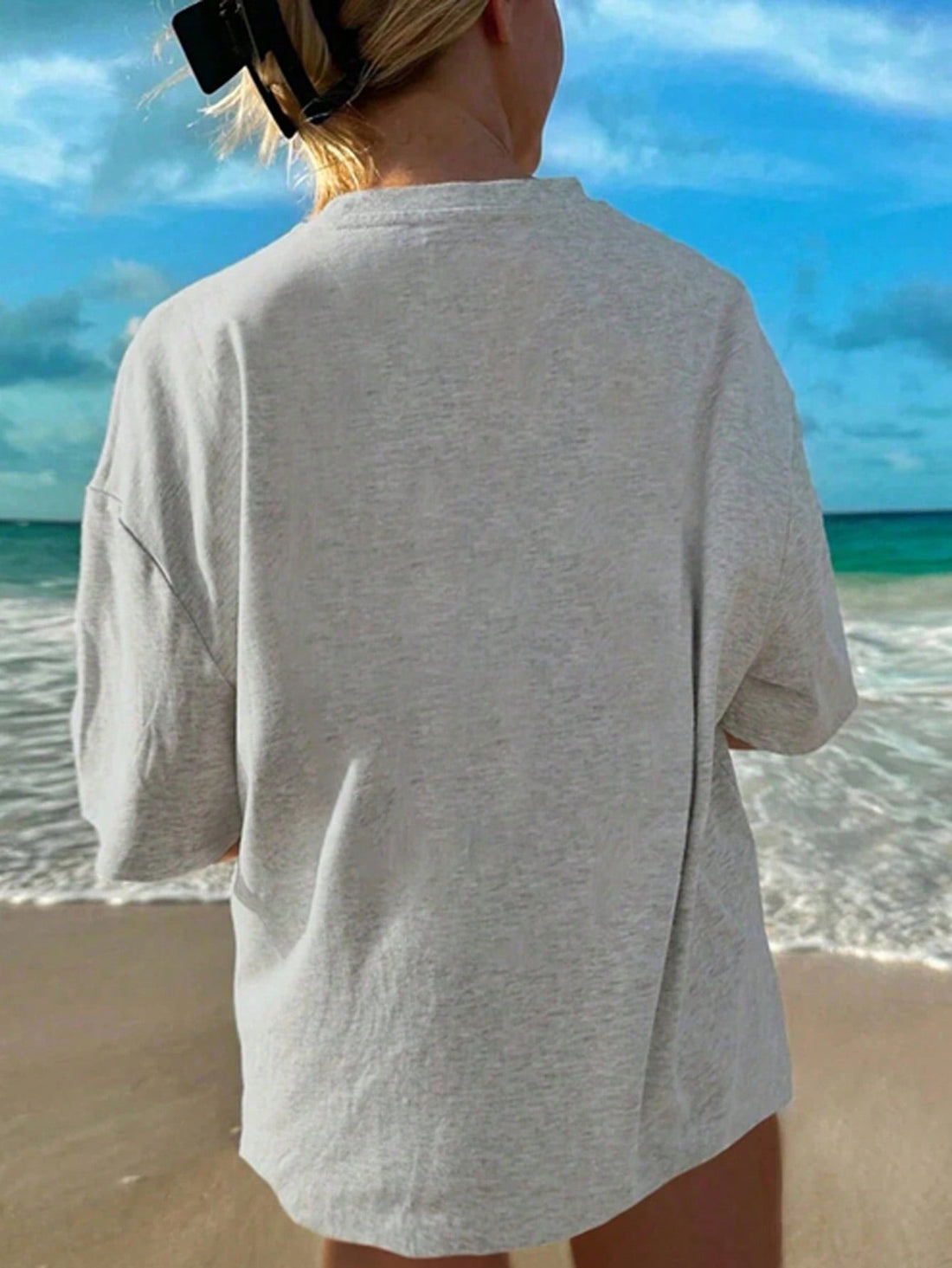 Get your silly on with the Retro Goofy Vibes tee. Perfect for loose fits and silly stunts, this graphic tee features a playful goose design that will have you honking with laughter. Made with a retro twist, this tee will give you all the goofy vibes you need. Quack up your wardrobe today!