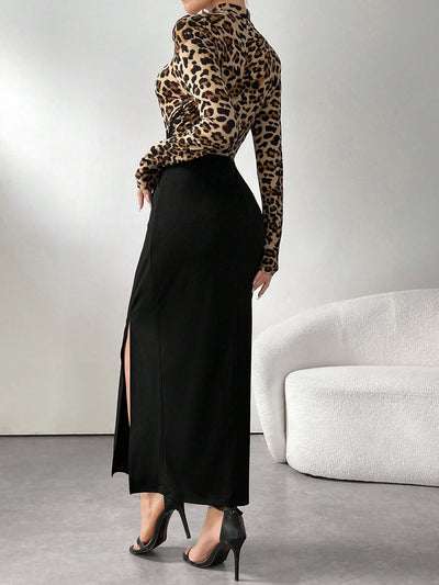 Chic Leopard Print Color-Block Dress with Stand Collar and Keyhole Neck