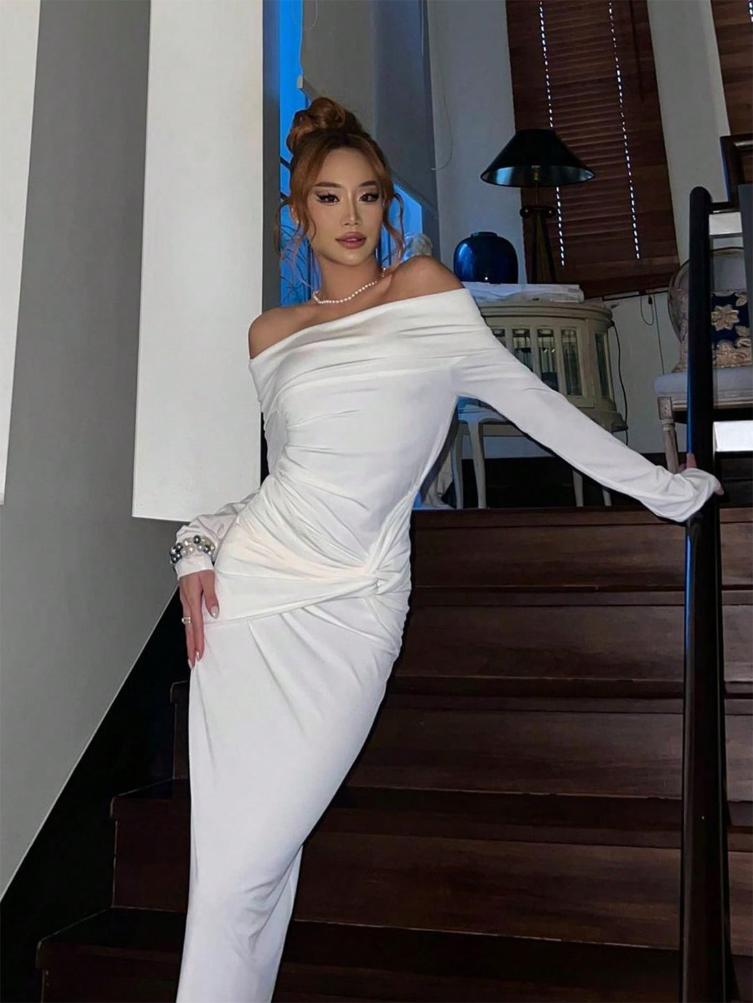 Get ready to turn heads at fall weddings and homecoming events with our Chic White Off-The-Shoulder Knit Dress. Featuring a unique twist detail and comfortable knit fabric, this dress will keep you looking stylish and feeling confident all day long. Perfect for any occasion, don't miss out on this must-have piece!