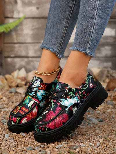 Stylish & Comfortable: Plus Size Women's Printed High Heel Casual Shoes