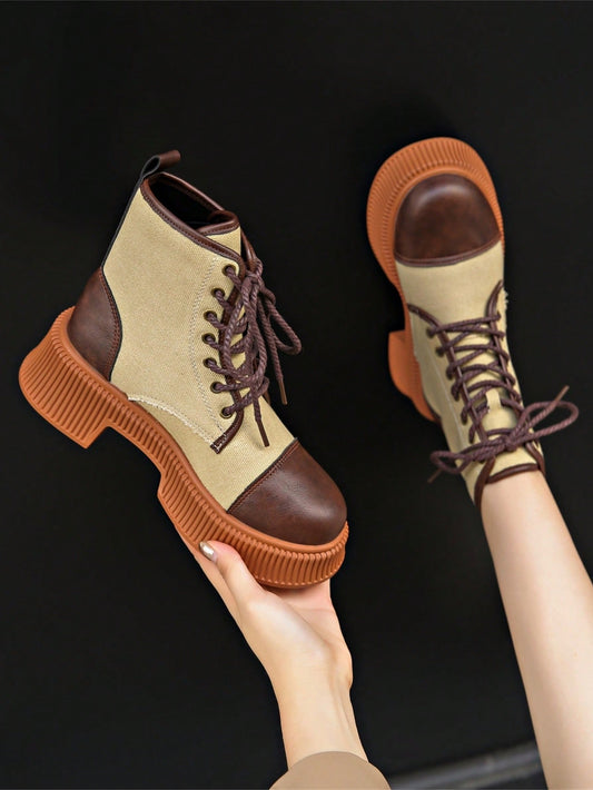 Retro Style Lace-Up Ankle Boots - Embrace the Autumn/Winter Season in Style!