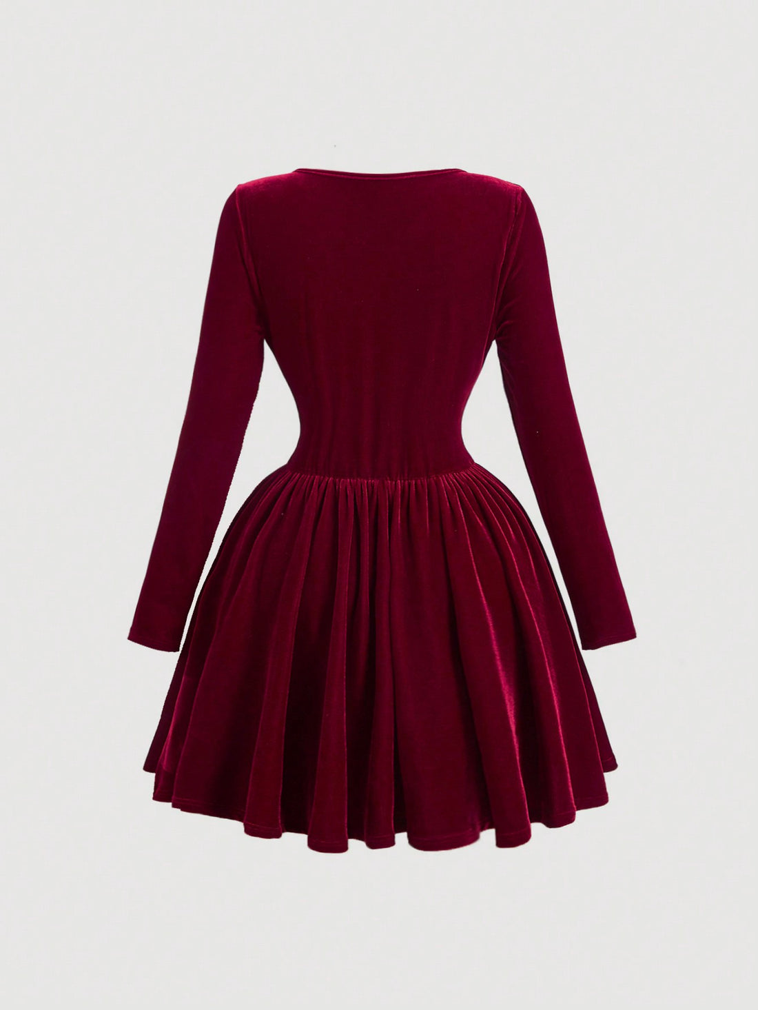 This chic red velvet turtleneck dress is a versatile and essential piece for the autumn season. Crafted from luxurious velvet fabric, it features a waist-cinching design that flatters your figure. Perfect for any occasion, this dress will elevate your style and keep you comfortable and stylish all season long.