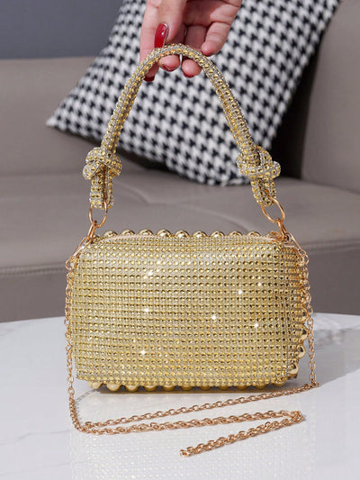 Radiant Rhinestone Evening Clutch: Glamorous Accessory for Formal Events