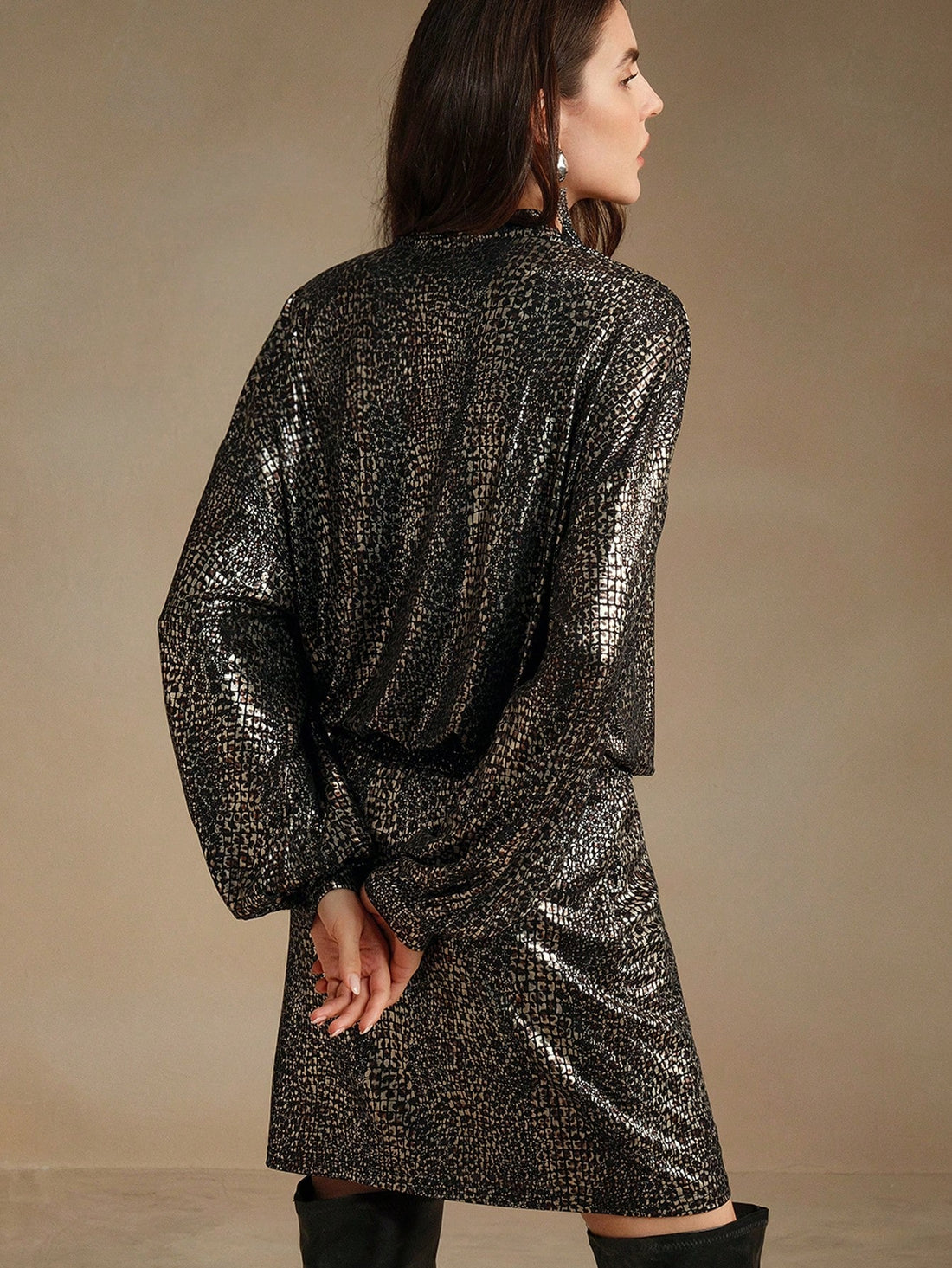 Step into the wild side with our Fierce & Fabulous mini party dress! Stand out in 2024 with this leopard print stunner, featuring a cinched waist for a fabulously flattering fit. Perfect for parties or a night out with the girls. Howl at the moon, fashionistas!