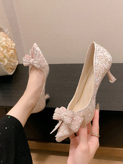 Shimmer & Shine: Holographic Pearl Bow Pointed-Toe Mini High Heels