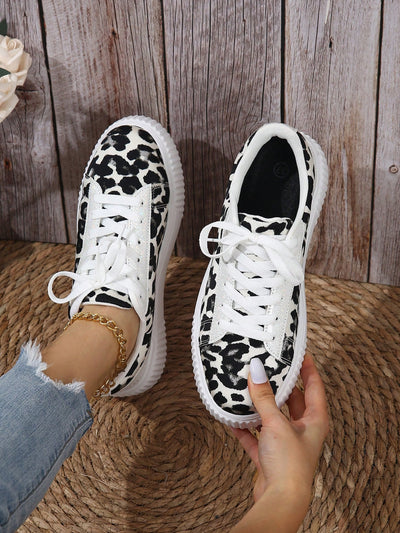 Stylish Leopard Print Women’s Casual Sneakers - Comfortable Lace-Up Athletic Shoes for Everyday Wear