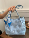 Chic All-Season Large Capacity Printed Shoulder Tote Bag for Fashionable Commuters