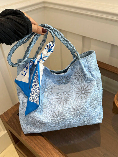 Chic All-Season Large Capacity Printed Shoulder Tote Bag for Fashionable Commuters