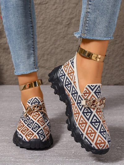 Colorful Comfort: Women's Plus Size Chain Lightweight Sneakers