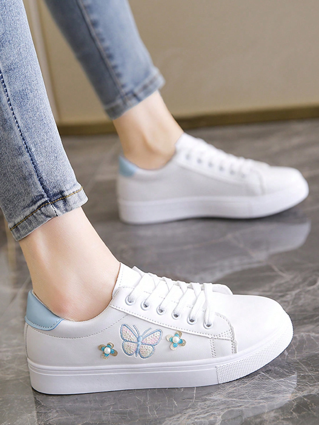 Introducing the Floral Butterfly Embroidered Lightweight Casual Sneakers – the perfect combination of style and comfort. Featuring a beautiful floral butterfly embroidered design, these lightweight sneakers are perfect for any outdoor activity. With effortless comfort, you can stay on your feet all day long without any discomfort.