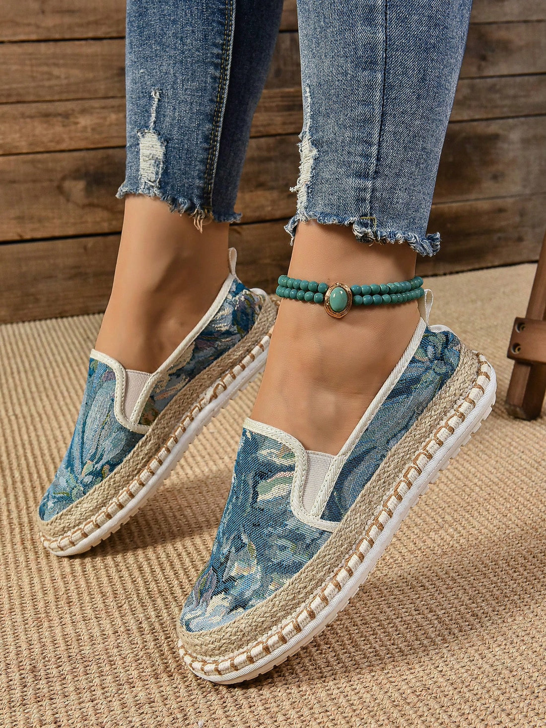 Introducing the ultimate blend of style and comfort - Women's Casual Slip-On Loafers. With a breathable design, these fisherman shoes are perfect for all-day wear. Experience the difference in comfort with our slip-on design, perfect for any casual occasion.