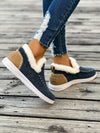 Cozy Comfort: Women's Fleece-Lined Faux Fur Winter Boots - Extra Thick & Stylish for Cold Weather