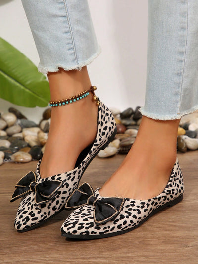 Chic Leopard Print Bow-Tie Flats: Stylish Comfort for Casual Days