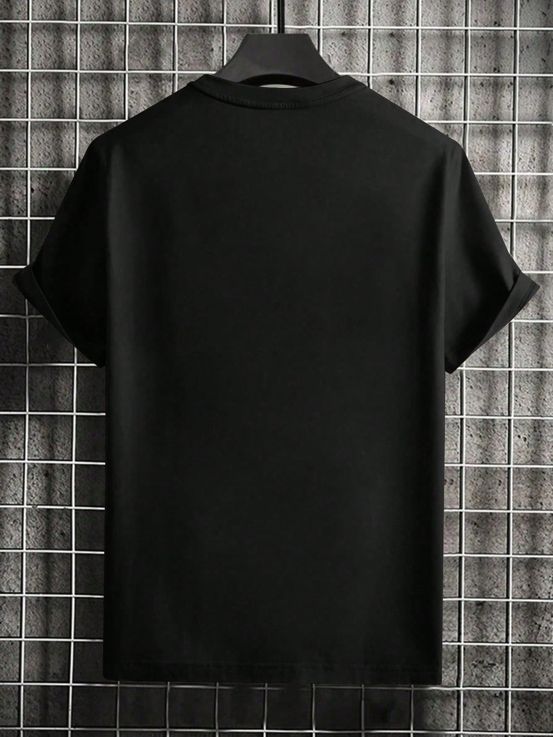 Get ready to feel the summer vibes with our casual letter print crew neck t-shirt for men. Made with the highest quality materials, this t-shirt is not only stylish but also comfortable. Perfect for any casual occasion, its unique design will make you stand out in any crowd. Elevate your look and spread the summer vibes with this must-have t-shirt!