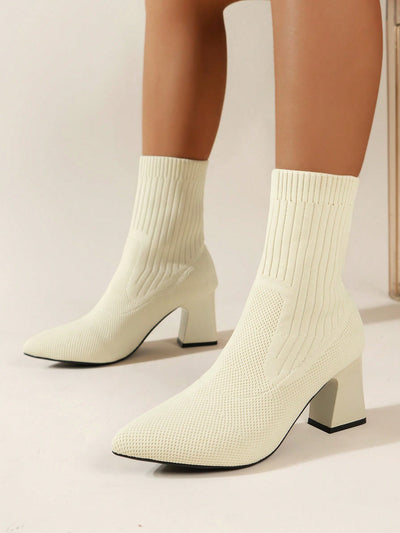 Chic Chunky Heel Oktoberfest Boots - Stylish Mid-Calf Footwear for Autumn/Winter