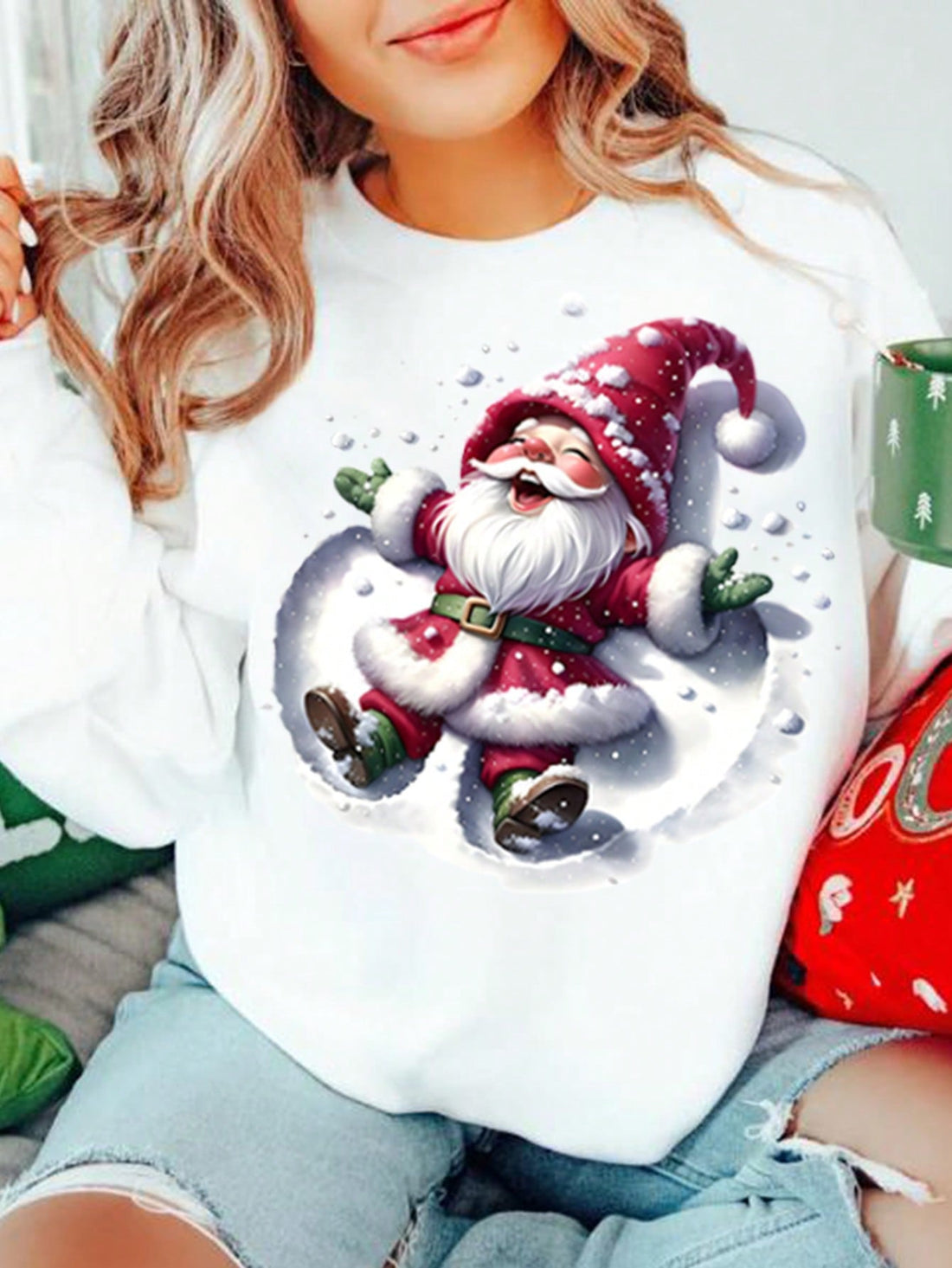 Stay warm and stylish this Fall and Winter with our Cozy Snowflake Print Oversized Sweatshirt. Made for comfort and style, this sweatshirt is perfect for those chilly days. You'll love the oversized fit and the adorable snowflake print, making it a must-have in your wardrobe.