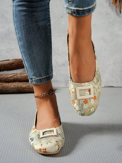 Chic Multi-Color Embroidered Slip-On Flats with Rhinestone Accents - Perfect for Casual Days