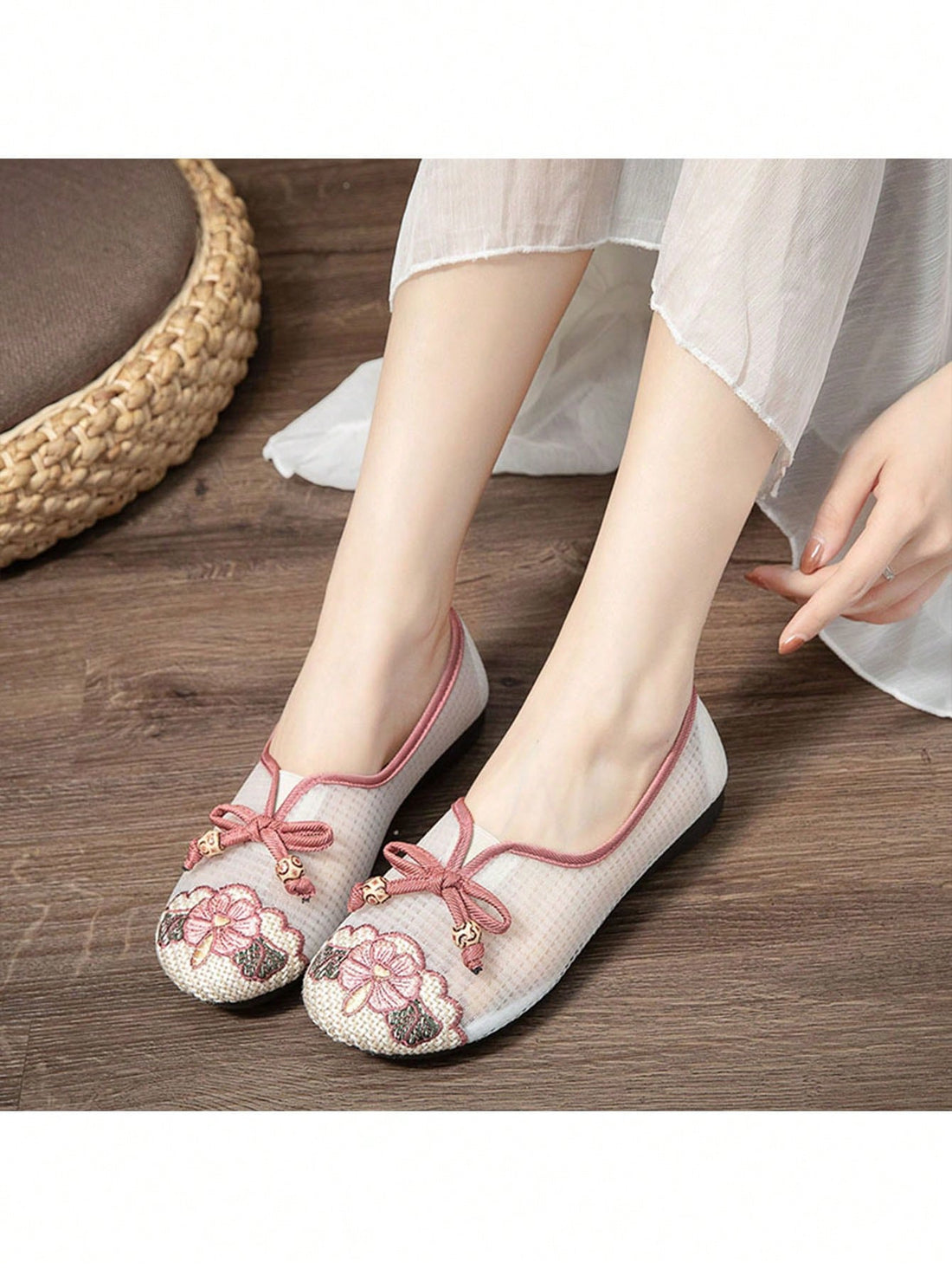 These Chic Retro Embroidered Net Cloth Flats are the perfect choice for any modern woman looking for style and comfort. The embroidered net cloth adds a touch of elegance to any outfit, while the breathable design and versatile fit make them suitable for any occasion. You'll love these must-have women's shoes.