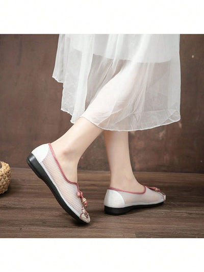 Chic Retro Embroidered Net Cloth Flats - Breathable Versatile Women's Shoes