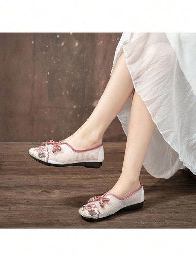 Chic Retro Embroidered Net Cloth Flats - Breathable Versatile Women's Shoes