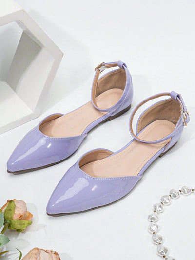 Chic Comfort: Plus Size Pink Pointed-Toe Flat Sandals with Anti-Slip Design for All Seasons