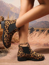 Chic Leopard Print Chelsea Ankle Boots with Chunky Sole – Retro Style for Effortless Fashion