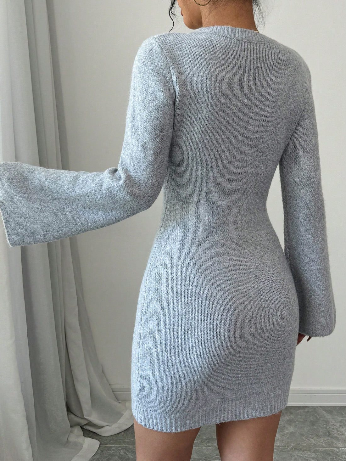Effortlessly elevate your style with our Chic Bow Collar Long Sleeve Sweater Dress. Perfect for any occasion, this elegant piece features a stylish bow collar and long sleeves for a sophisticated look. Add a touch of charm and class to your wardrobe with this must-have dress.