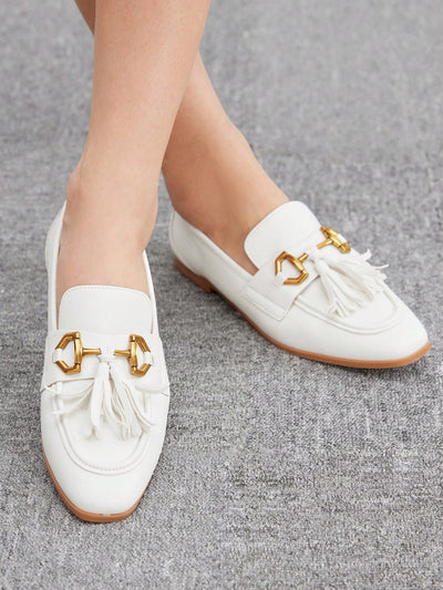 Elegant Fringe Loafers with Horse Bit Buckle – Perfect for Summer Business Casual!