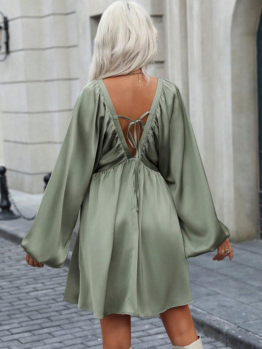 Elegant V-Neck Satin Dress with Batwing Sleeves – Perfect for Spring and Autumn