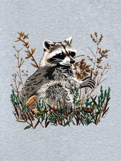 Charming Raccoon Graphic Crew Neck Sweatshirt - Perfect for Relaxed Days