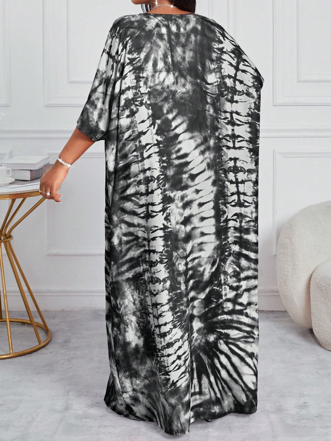 Float through your day in this playful V-neck maxi dress that's bursting with personality! The vibrant floral print dances across the fabric, while the patchwork design adds an artistic twist to your look. With short sleeves for just-right coverage and a flattering V-neckline that frames your face beautifully, this dress is ready for everything from garden parties to casual coffee dates. Swish, twirl, and make an entrance!