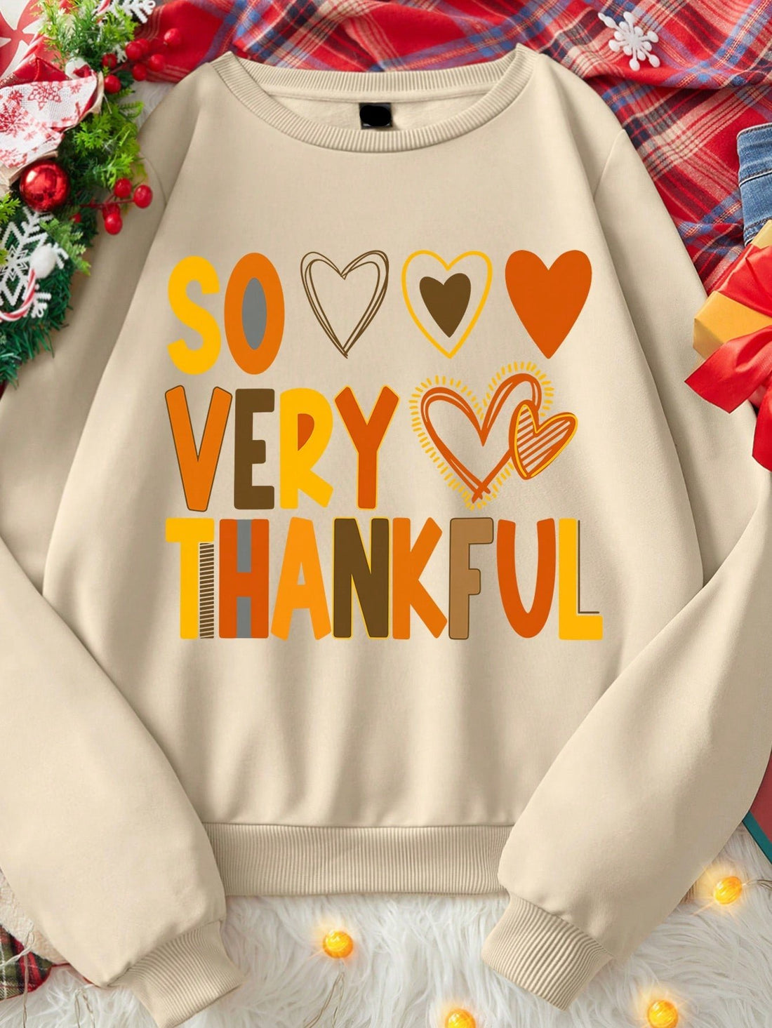 This Grateful Vibes Thanksgiving graphic tee exudes retro-inspired vibes for cozy fall days. Made with quality fabric, this tee boasts timeless style and comfort. Embrace gratitude and nostalgia in this must-have wardrobe essential.