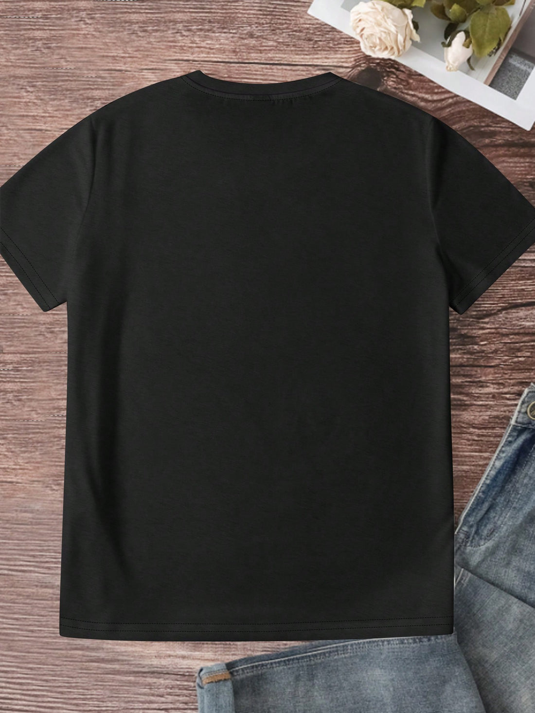 Get ready to sip in style with our Chic Minimalist Wine Glass Graphic Tee for Women! Featuring a playful design of a wine glass, this tee is perfect for casual outings. The soft and comfortable fabric ensures all-day comfort. Cheers to a fun and quirky addition to your wardrobe!