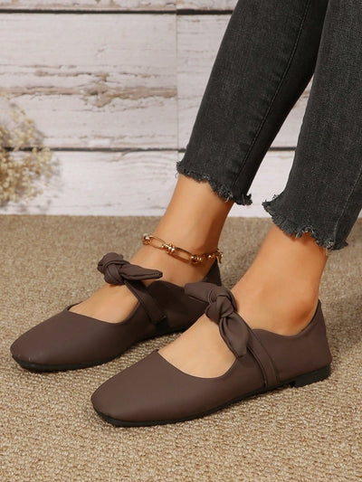 Chic Bow-Accent Soft Leather Square-Toe Flats for Effortless Spring/Summer Style