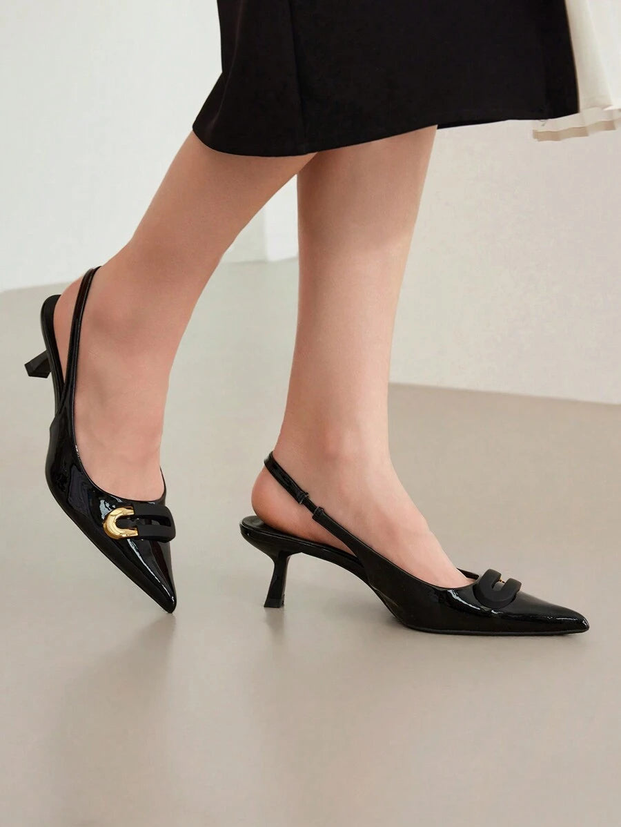 Step out in style with these all-season premium pointed toe casual pumps. Designed for effortless elegance, they add a chic touch to any outfit while keeping you comfortable all day long. Perfect for work, play, or anywhere in between!