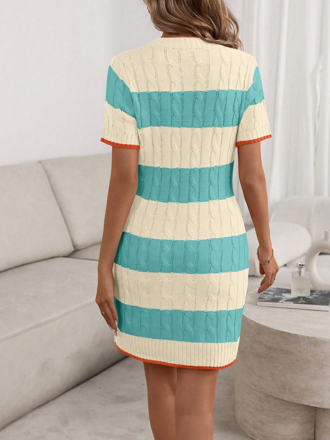 Elevate your everyday style with our Chic Heart Graphic Casual Dress. This effortless piece brings a touch of minimalism to your wardrobe, perfect for any occasion. The heart graphic adds a charming touch while the comfortable fit keeps you looking and feeling your best. Embrace effortless style with our Chic Heart Graphic Casual Dress.