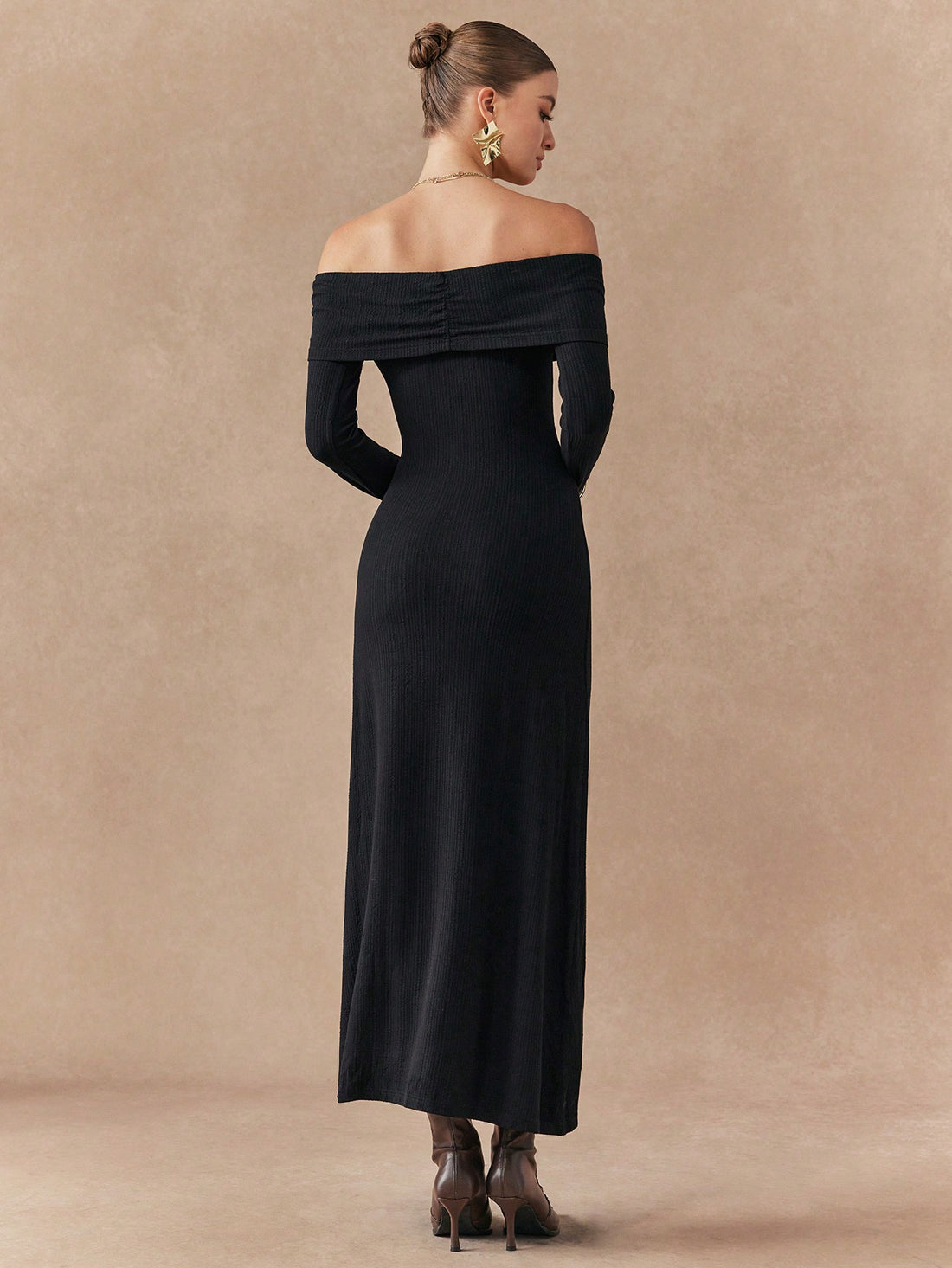 Get ready to turn heads with our Elegant Off-Shoulder Ruched Long Dress! Designed to enhance your figure with a fitted style, this dress also features a trendy off-shoulder neckline and elegant ruching. Available in a variety of solid colors, this dress is perfect for any occasion. Shine bright and feel confident in this must-have dress!