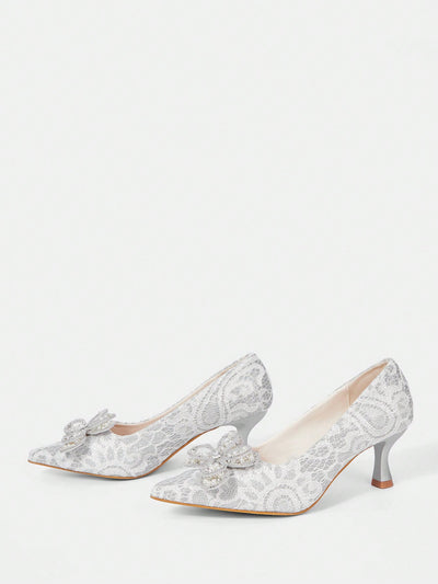 Vintage Charm: Women's Embroidered Pointed Toe High Heel Slingback Pumps