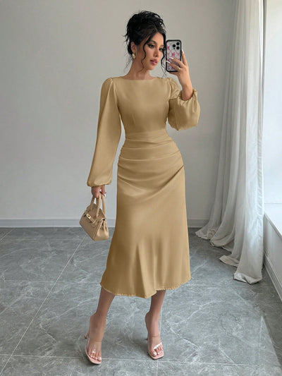 Elegant Autumn Pleated Lantern Sleeve Dress with Gathered Waist – Perfect Casual Style