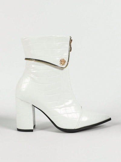 Chic & Elegant Crocodile Print Ankle Boots: Perfect for Any Occasion