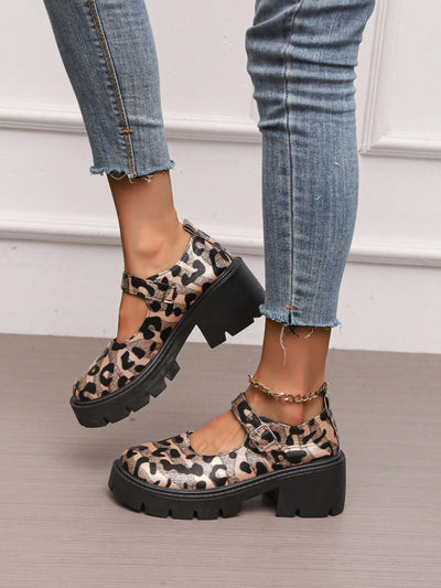 Women's Stylish Chunky Heel Mary Jane Flats - Printed Slip-Ons with Thick Sole