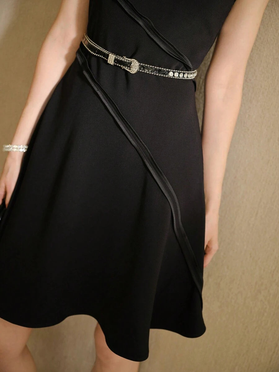 Slip into style with this Chic Keyhole Back Sleeveless Bias Cut Dress! Designed to flatter your silhouette, its smooth bias cut flows effortlessly with your every move. The playful keyhole back adds a cheeky surprise, making this dress perfect for turning heads at any occasion. Embrace ease and elegance in one graceful look.