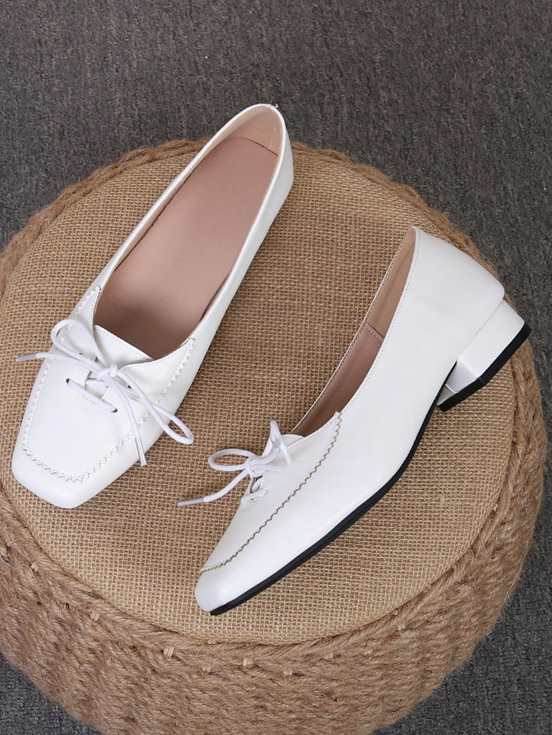 Elevate your style with our Chic Vintage Two-Tone Square Toe Loafers! These timeless shoes feature a sleek design, complete with a square toe and thick heels for added comfort. Perfect for any occasion, these loafers add a touch of sophistication to any outfit. Step out in style and confidence with these must-have shoes!